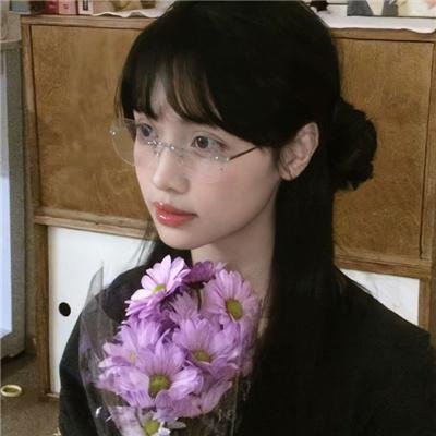 红色八爪女